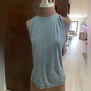 🔴 Dark grey workout T-Shirt. 💛